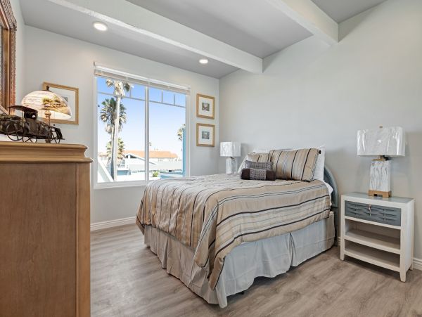 Santa Barbara County Home 984322