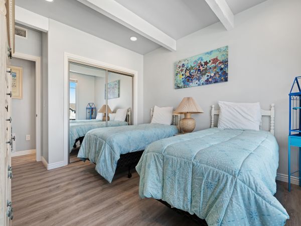 Santa Barbara County Home 984322