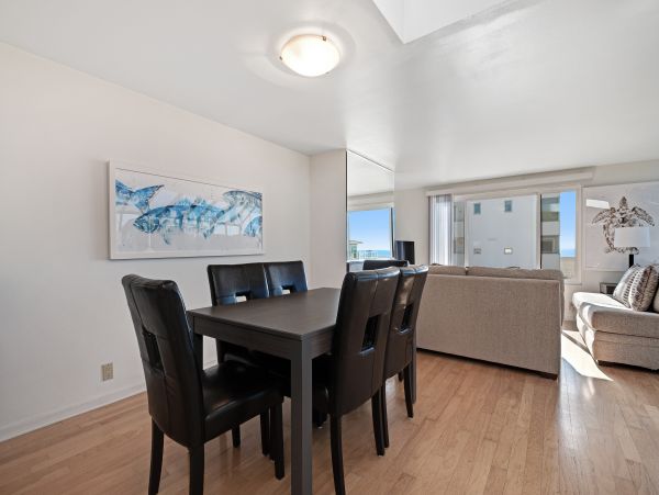Santa Barbara County Home 984323
