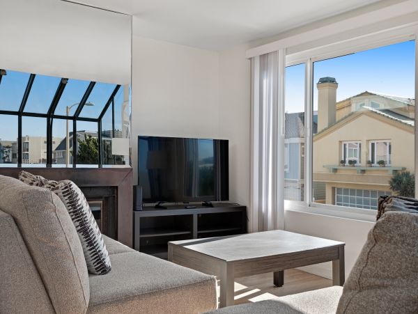Santa Barbara County Home 984323
