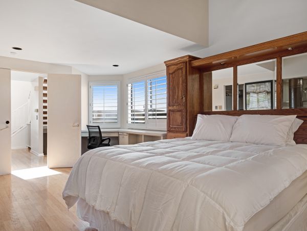 Santa Barbara County Home 984323