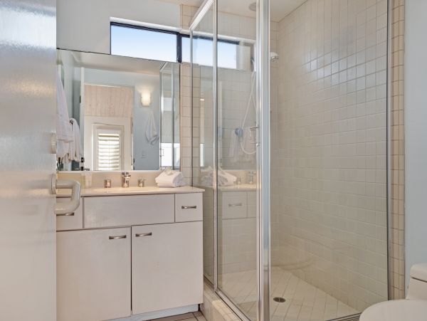 Santa Barbara County Home 984323