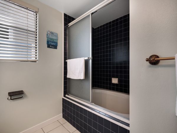 Santa Barbara County Home 984323