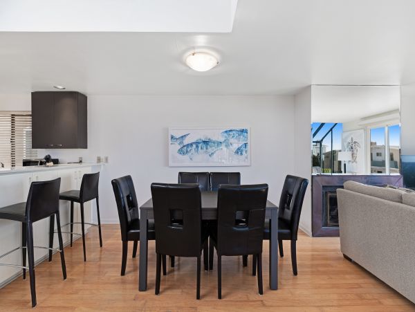 Santa Barbara County Home 984323