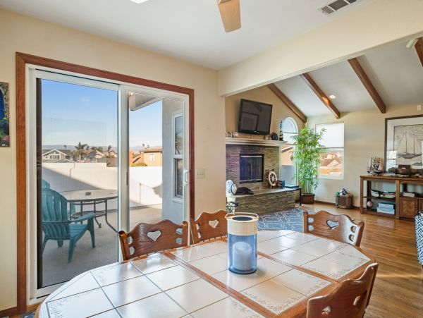 Santa Barbara County Home 984324