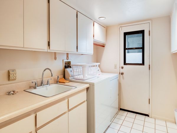 Santa Barbara County Home 984324