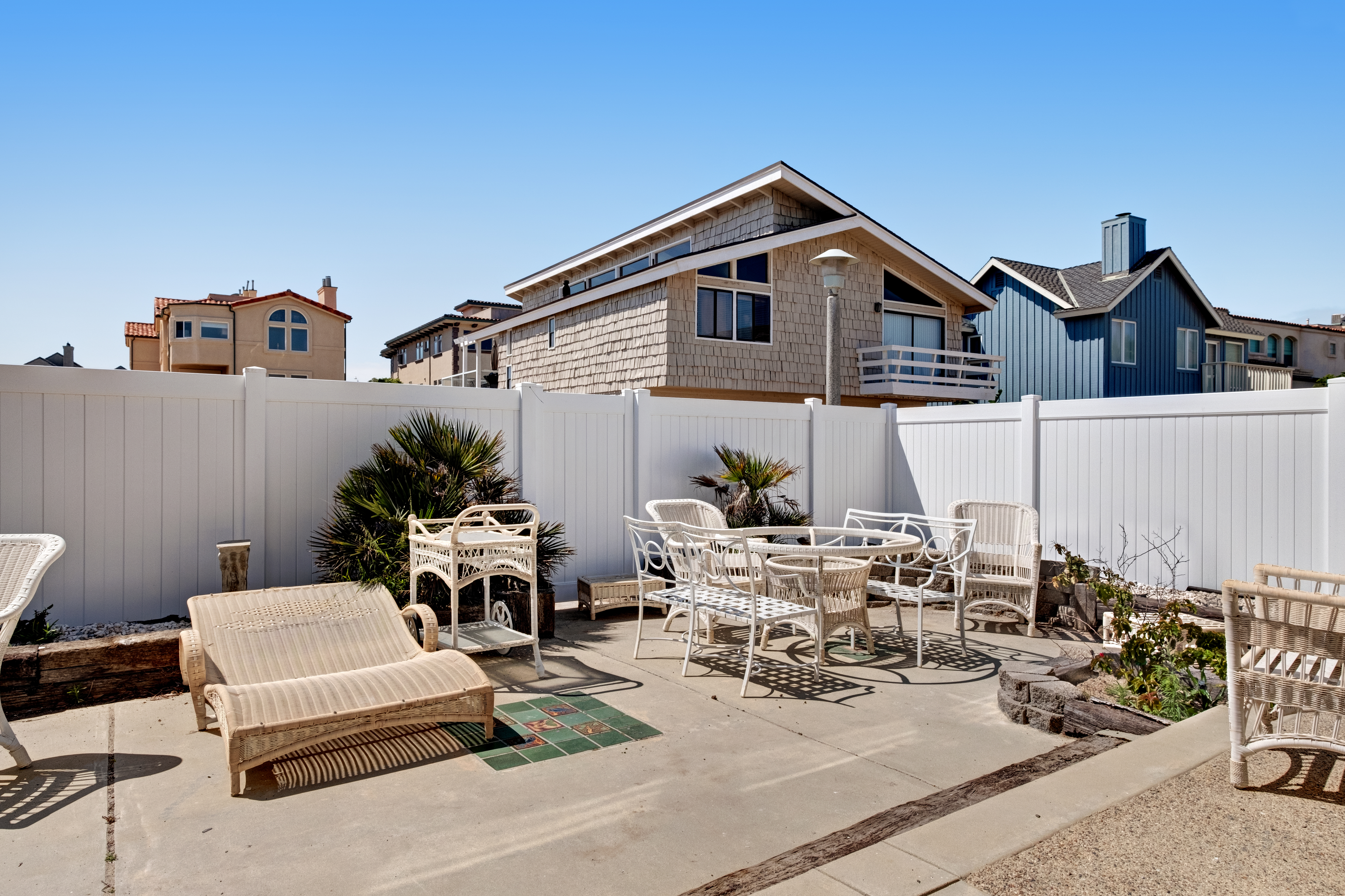 Santa Barbara County Home 984325