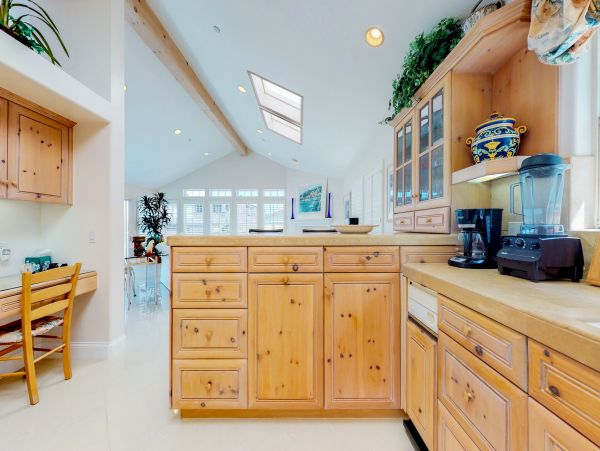 Santa Barbara County Home 984325