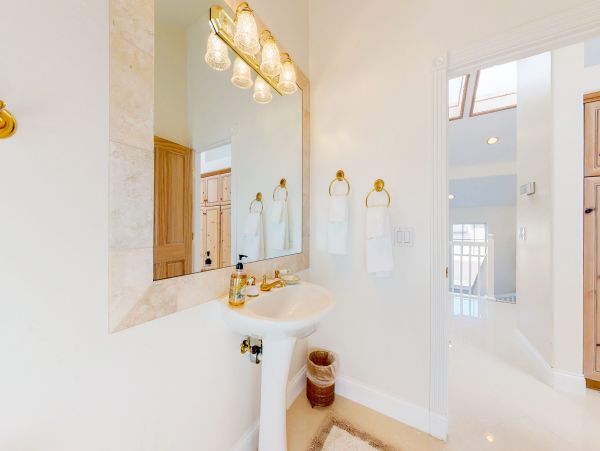 Santa Barbara County Home 984325