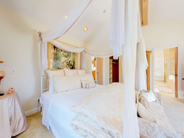 Santa Barbara County Home 984325