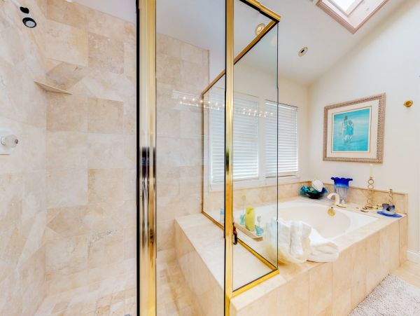Santa Barbara County Home 984325