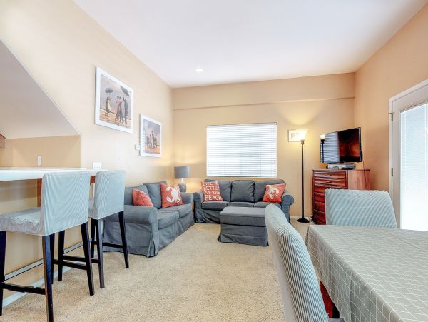 Santa Barbara County Home 984326