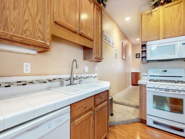 Santa Barbara County Home 984326