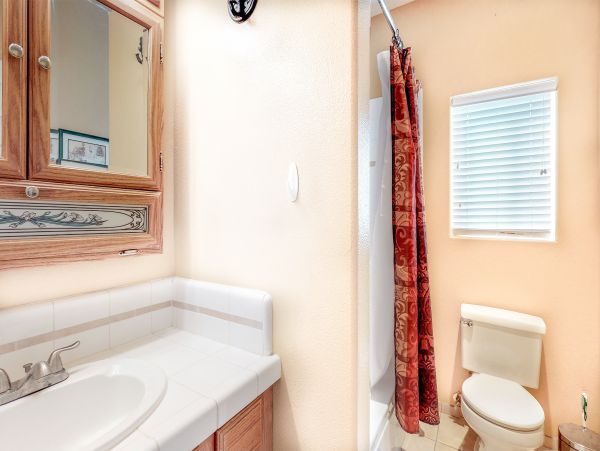Santa Barbara County Home 984326