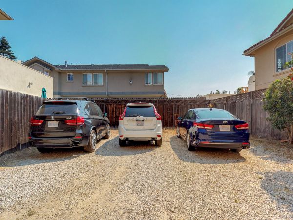 Santa Barbara County Home 984326