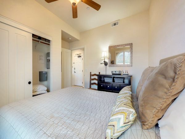 Santa Barbara County Home 984328