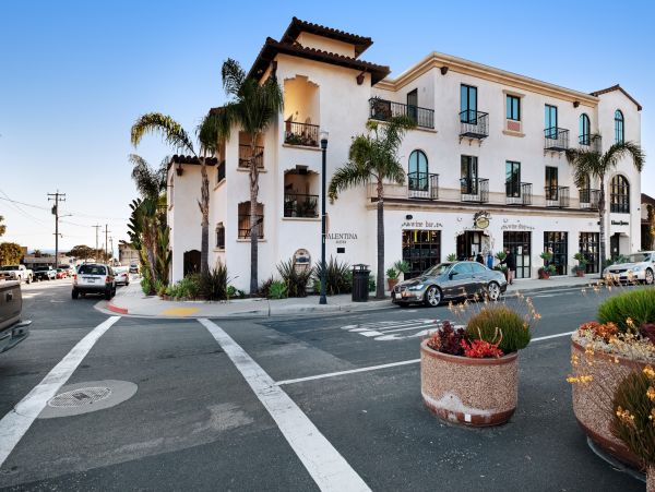 Santa Barbara County Home 984328