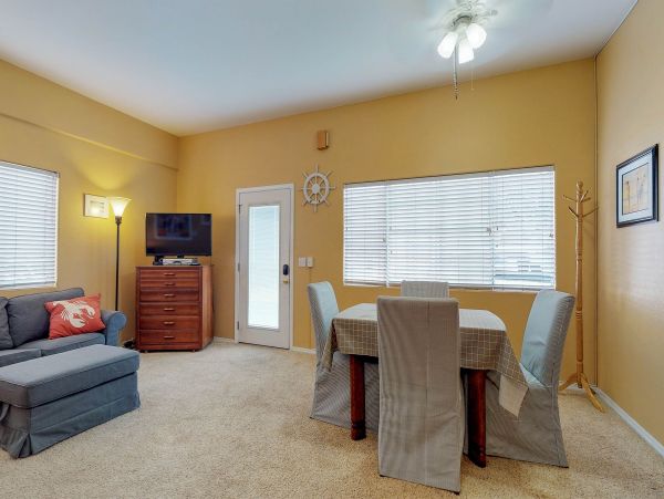 Santa Barbara County Home 984330