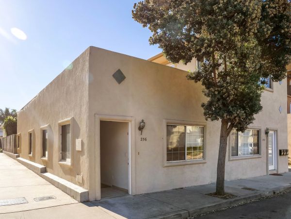 Santa Barbara County Home 984330