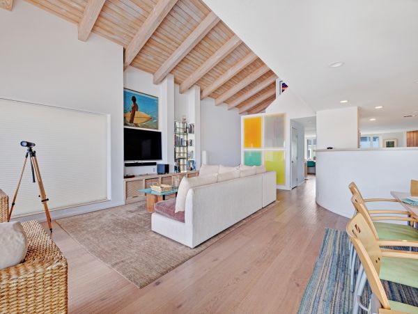 Santa Barbara County Home 984331