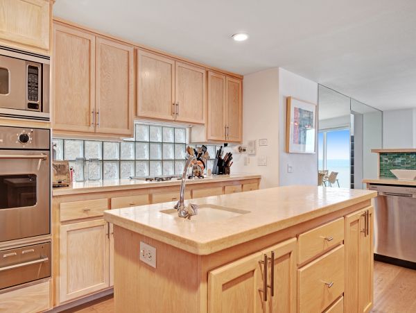 Santa Barbara County Home 984331