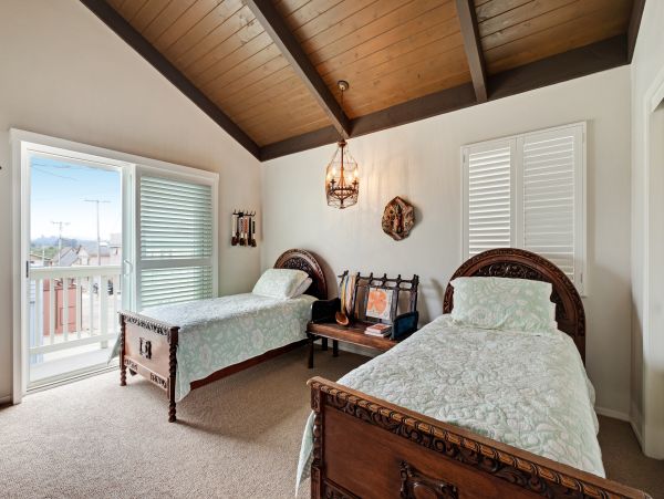 Santa Barbara County Home 984332