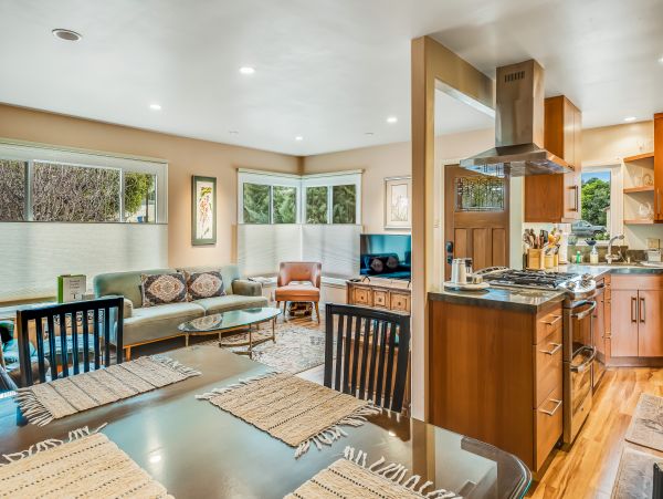 Santa Barbara County Home 984335