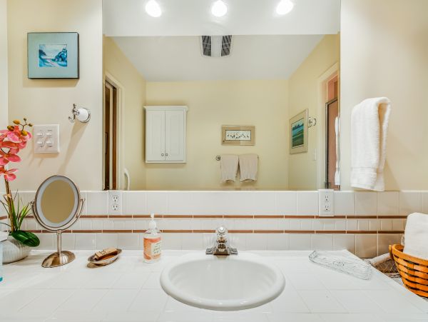 Santa Barbara County Home 984335