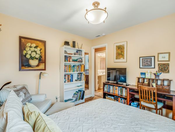 Santa Barbara County Home 984335