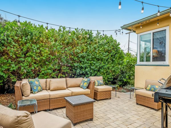 Santa Barbara County Home 984335