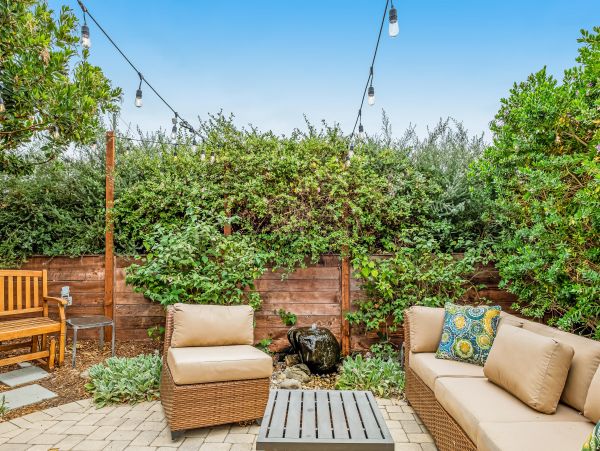 Santa Barbara County Home 984335
