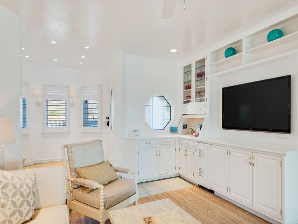 Ocean Views Ventura Vacation Beach Home Four Bedrooms