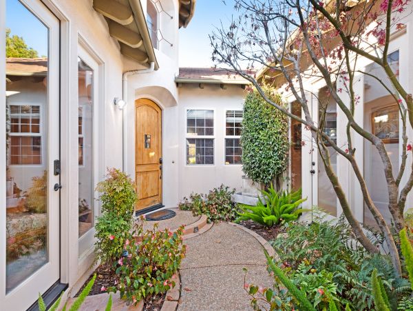 Santa Barbara County Home 984337