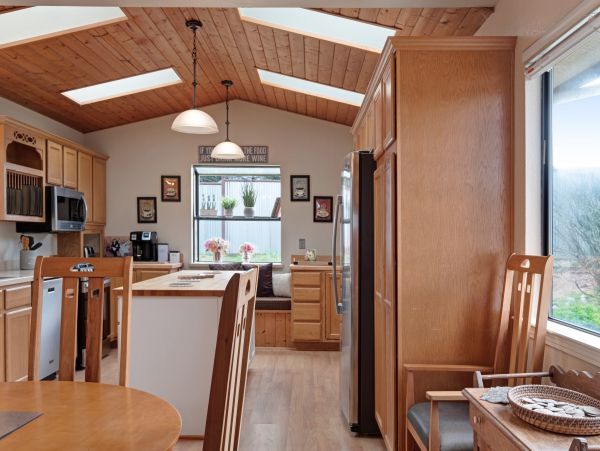 Santa Barbara County Home 984338