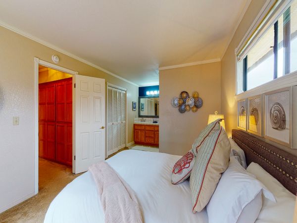 Santa Barbara County Home 984338