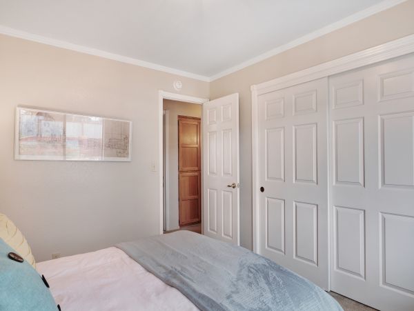 Santa Barbara County Home 984338