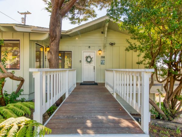 Santa Barbara County Home 984339