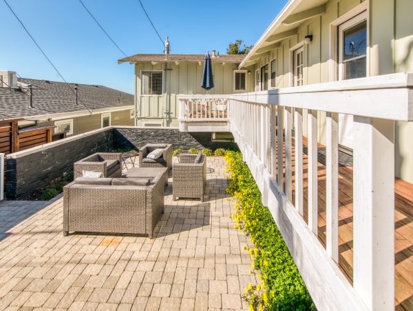 Santa Barbara County Home 984339