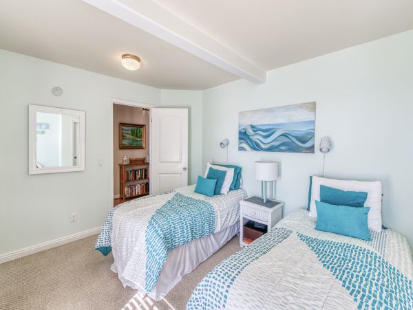 Santa Barbara County Home 984339
