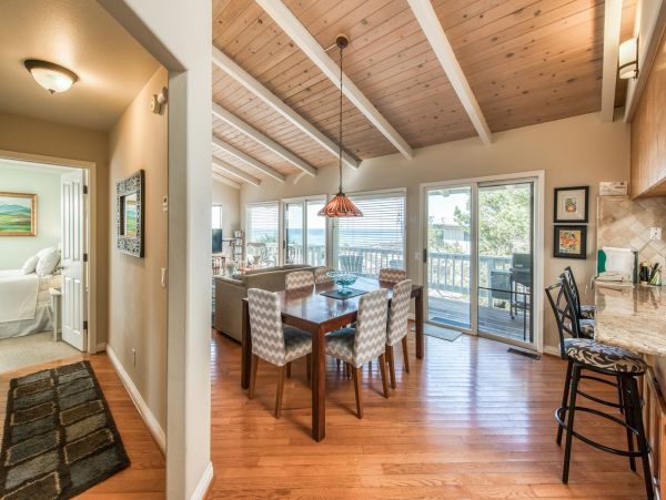Santa Barbara County Home 984339