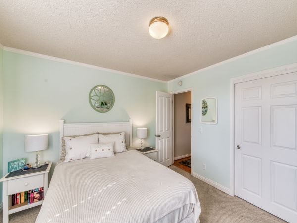 Santa Barbara County Home 984339