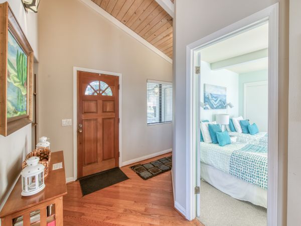Santa Barbara County Home 984339