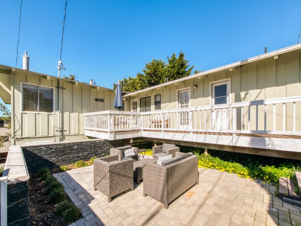 Santa Barbara County Home 984339