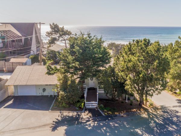 Santa Barbara County Home 984339