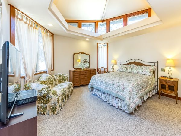 Santa Barbara County Home 984340
