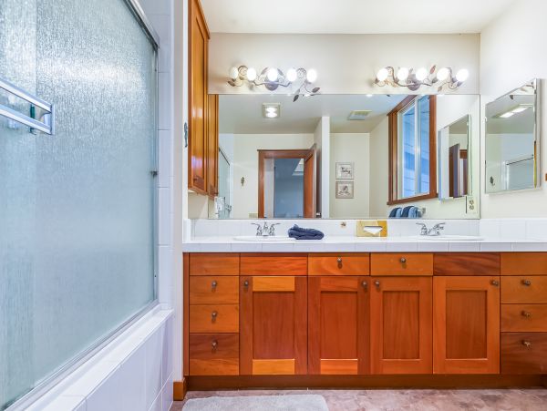 Santa Barbara County Home 984340