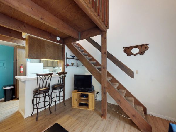 Santa Barbara County Home 984341