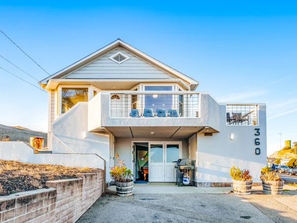 Santa Barbara County Home 984342