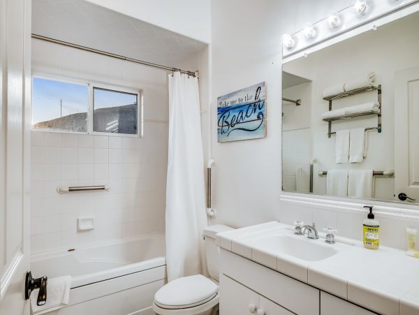 Santa Barbara County Home 984342