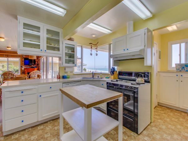 Santa Barbara County Home 984343